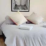 501 - Bright, Stylish Terrace Apt 5 Min To T Zone Andino